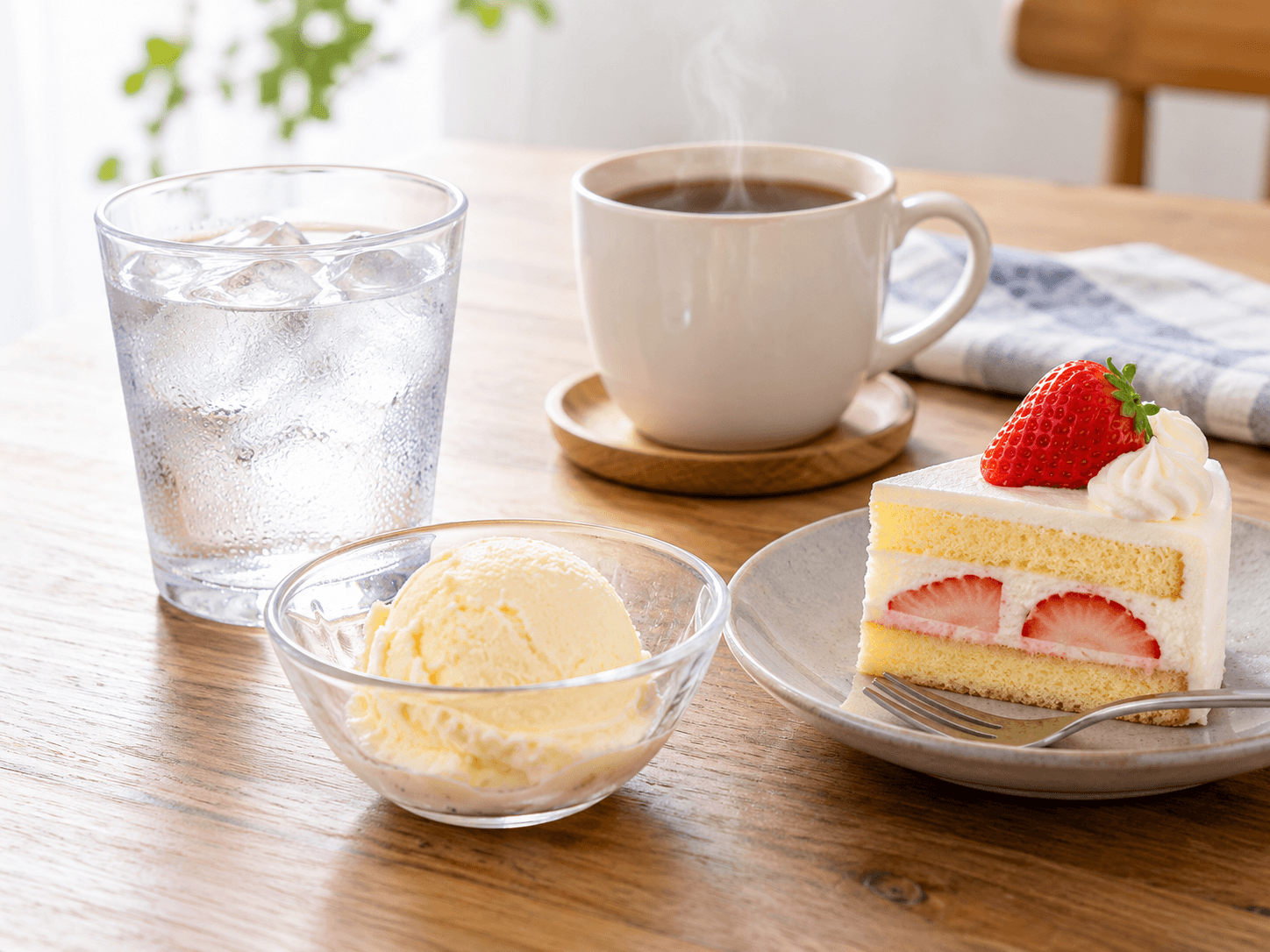 冷たいものや熱いもの、甘いものが歯にしみるイメージ
